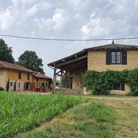 Bed and Breakfast Le Moulin Du Fay Villemotier Экстерьер фото