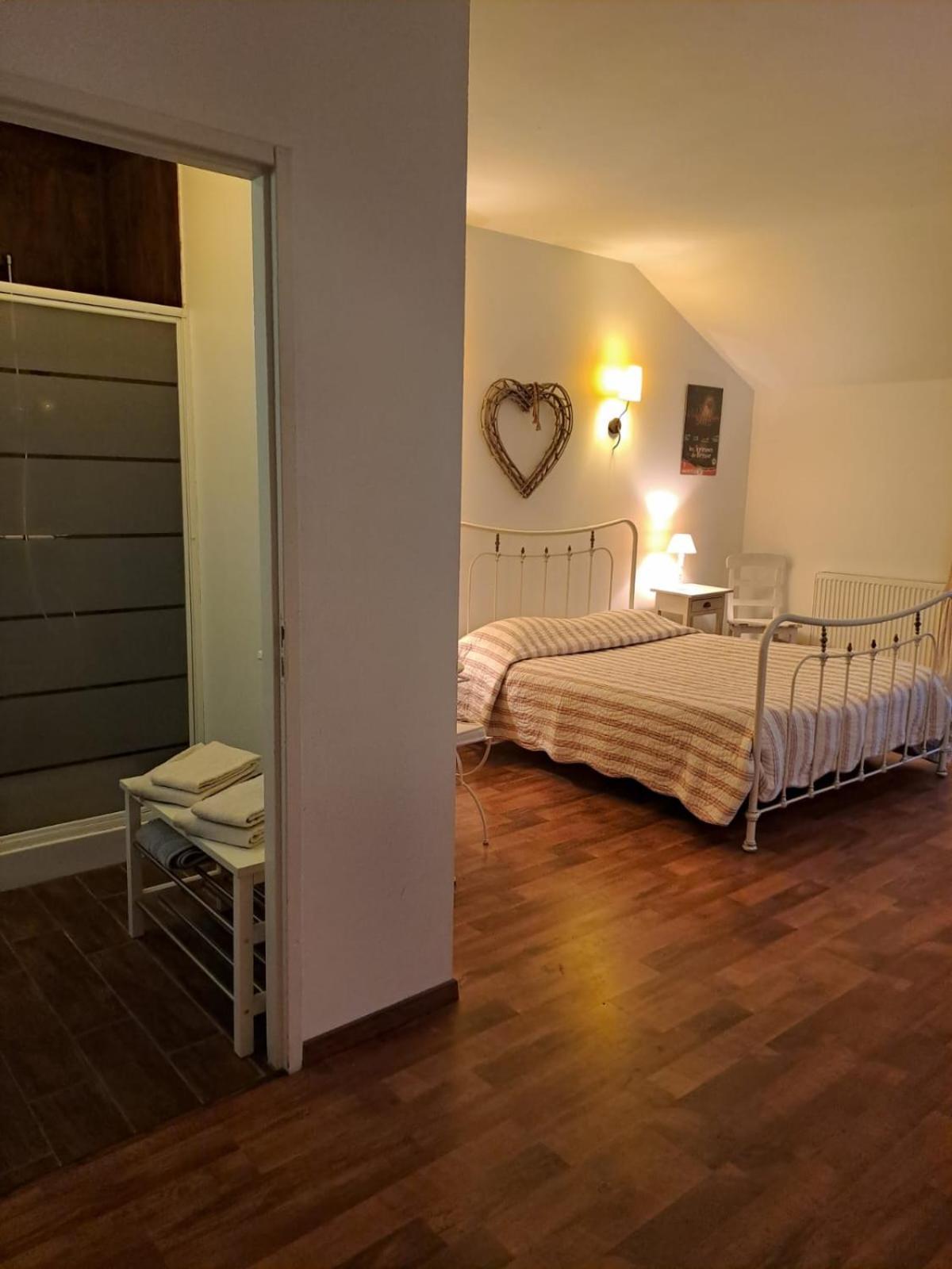 Bed and Breakfast Le Moulin Du Fay Villemotier Экстерьер фото